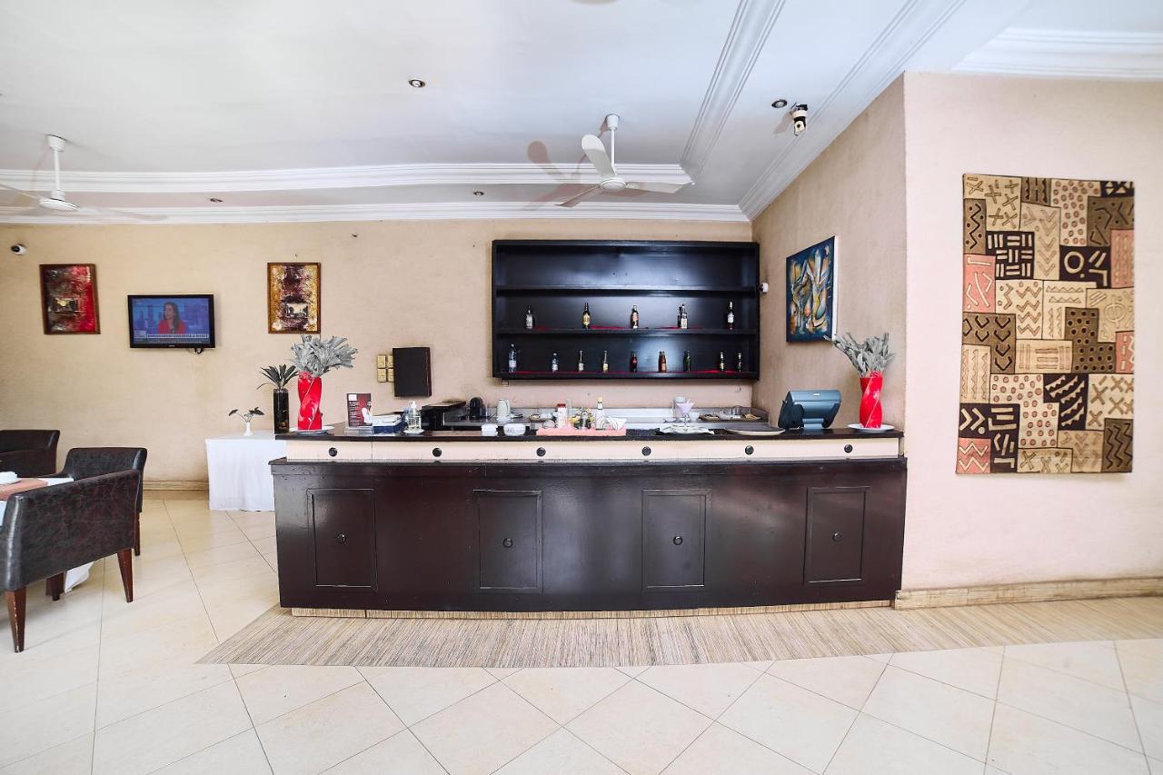 Dunia Hotel Bamako Centre Esterno foto
