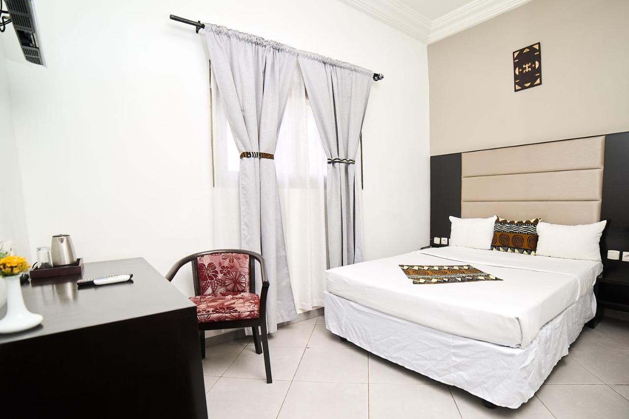 Dunia Hotel Bamako Centre Esterno foto