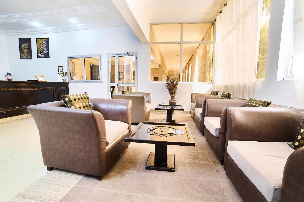 Dunia Hotel Bamako Centre Esterno foto