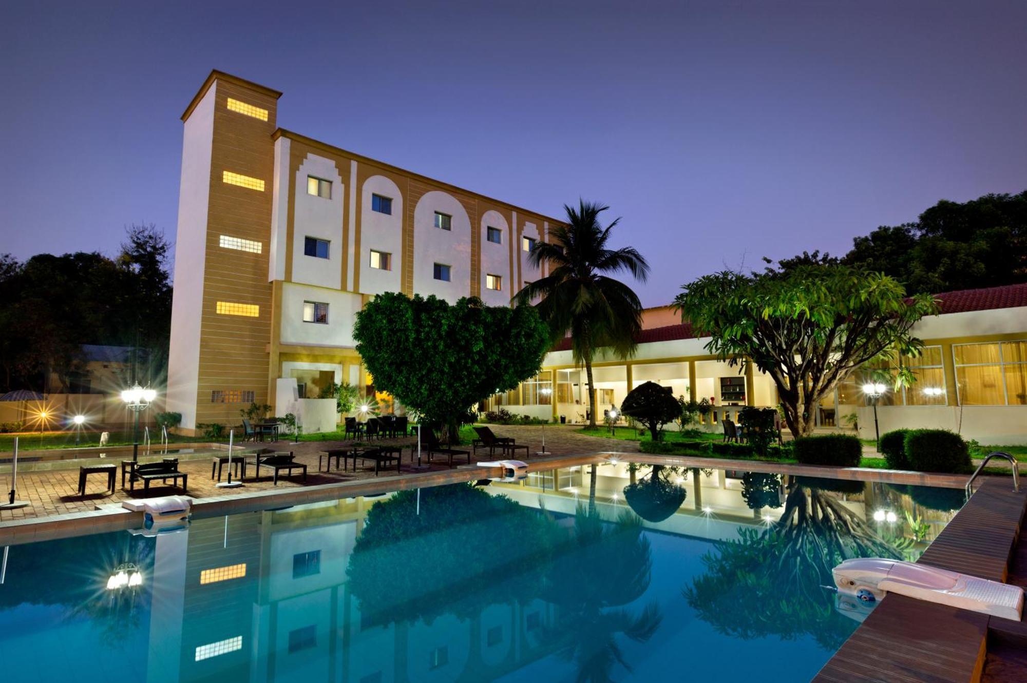 Dunia Hotel Bamako Centre Esterno foto